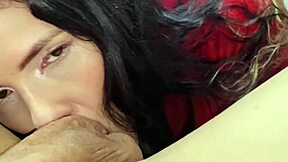 Pillado Descubri A Mi Dulce Vecina Caliente Con Su Dildo - Porno En Espa�ol