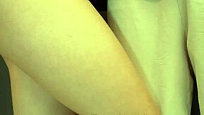 Mean sister-in-law tempts me with her sexy armpits in the bedroom