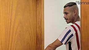 eu ajudei meu vizinho ebony com seu pau grande 😏