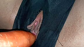 girl with wide hips gets sensual massage