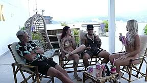 Casal Kobra's swing interview with Bruna Carlos 😏