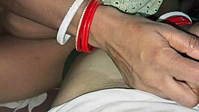 Hot telugu girl gets romantic in the bathroom with armpit play and gaping