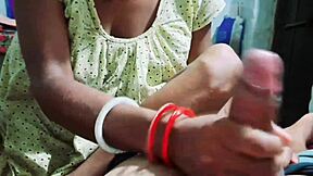 Hot telugu girl gets romantic in the bathroom with armpit play and gaping