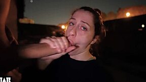 18+少女户外冒险公开发射