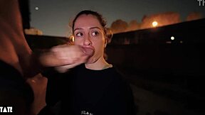 18+少女户外冒险公开发射