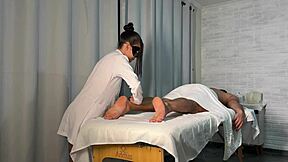 My First Day as Masseuse Turned Into Wild Face Fucking With a Hung Guy