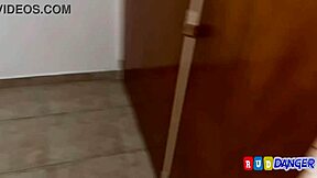 Hermanastra La Tentaci�n Casera Prohibida Con Culo Grande