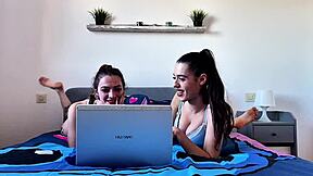 I watch Briseida Myers Malafalda taste sweet pussies