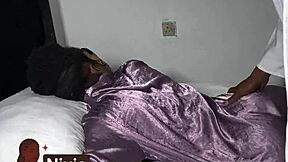 Early morning quickie with petite ebony before work