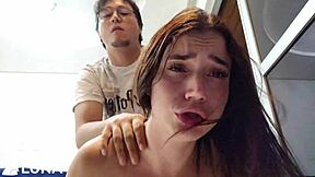 美艳业余妻吸巨屌呕吐后紧屁眼肛爆内射