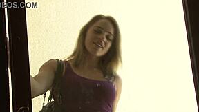 Beverly Hills craves only creamy Christmas vibes.