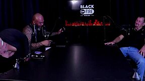 levou uma surra de bunda da morena mas pediu arrego ent�o pediu pro apresentador que a deixou de peitos de fora - carlos urach watch on sheer red. interview domination latina sexy brunette public humiliation black interracial amateurs