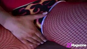 all natural kylie teen gets vibrator this time