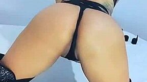 Watch me fuck this dildo until I squirt cum everywhere?