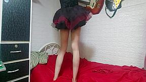 万圣节热辣女巫红内裤性感舞露屄扭得超骚