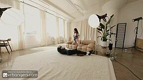 i fucked dat young pussy at da interview n she came hard