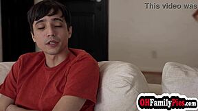 Bumped Stepbro Gets Oral Comfort from Petite Redhead Stepsister Scarlet Skies