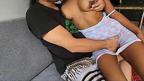 Morrita explosiva el culo grande casero que te hará perder la cabeza