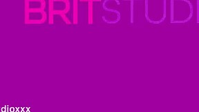 British teens' first blowbang experience 😍