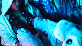 bbw ebony licks and sucks petite tattooed girlfriend's feet intensely