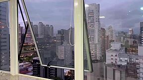 侄女忍不住舅舅巨屌献上所有骚穴