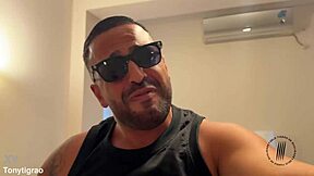 Trailer - dormir somente depois do prazer