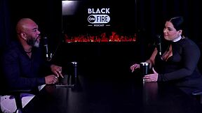 Pri Melancia resolves her horniness with a guy who has a small dick, getting handjob and more outdoors