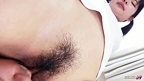 娇小18+亚洲少女诱惑老家伙POV内射操，未删减JAV色情