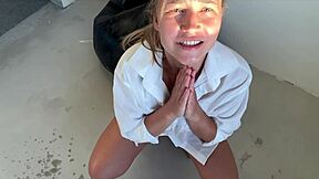 I Squirted All Over The Floor!