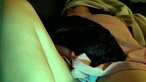 Horny Petite Babe in Homemade Scene