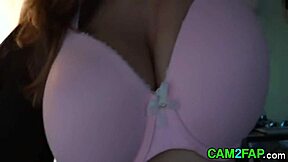 webcam teen 18+ shows her amazing tits and body on cam