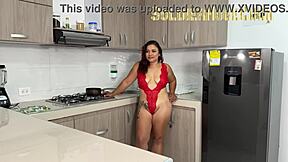 My roommate seduces me to fuck her