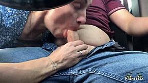 Stepmom makes a deepthroat to stepson in the car to the throatpie 😍