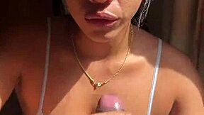 dreamy brunette gives an unfiltered blowjob -amateur couple- nysdel