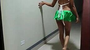 Rossy ebony tries sexy lingerie online