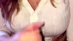 Teen Gives Lipstick Blowjob And Handjob With Cum