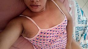 nothing richer than massaging the flesh lips while the pussy gets wet really delicious