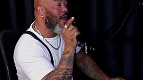 Dad Saw Nude Video, Spit On Pussy 😏