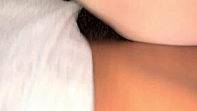 后爸多次内射年轻亚洲继女紧致小穴！