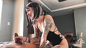 Janys relaxes client with massage and roleplay.