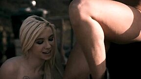 Stepmom and stepdaughter have outdoor lesbian fun