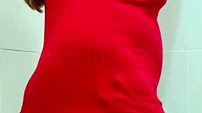 I feel so sexy and horny with my pregnant belly.