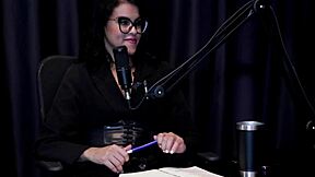 Carla Santos in Preliminares Podcast with Bia Hot