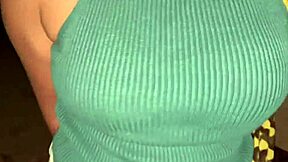 Indian Teases Black Cock In Photoshoot