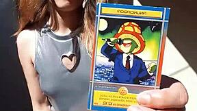 Bonneyuwu - 5 31 body mostrando cartas