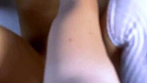 El Infiel Y La Estudiante Intercambiaron Miradas Furtivas En La Sala De Clases Y Terminaron Besándose