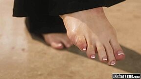 Big Tits Actress Does Anything For Role!