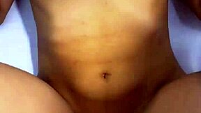 El Infiel Y La Estudiante Intercambiaron Miradas Furtivas En La Sala De Clases Y Terminaron Besándose