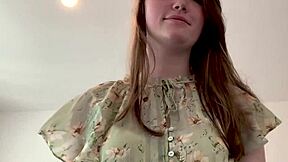 Teen girlfriend demonstrates her cheating with intense fucking