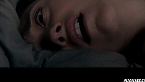 Marion Cotillard Stars in Mal de Pierres 2016 as a Seductive Woman